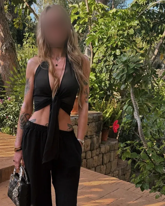 Laura - Image 1