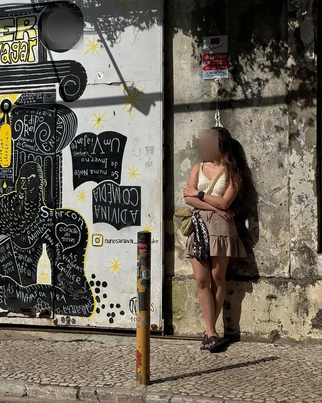 Vanessa - Image 6